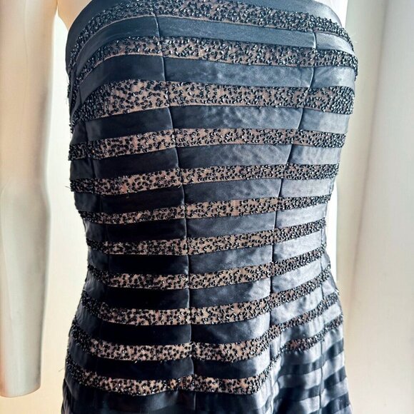 Victor & Delano Black Fit and Flare Beaded Strapless Cocktail Dress 8 - Picture 3 of 11